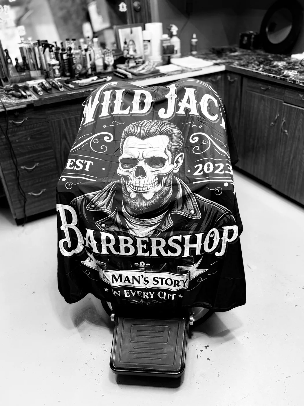 Wild Jack barber chair